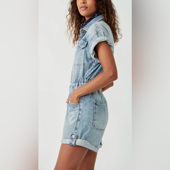 Free People X We The Free Marci Cuffed Shortall NWT - Picture 3 of 7